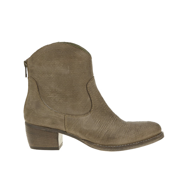 Estilo Emporio | Slash Love Zip Boot | Taupe