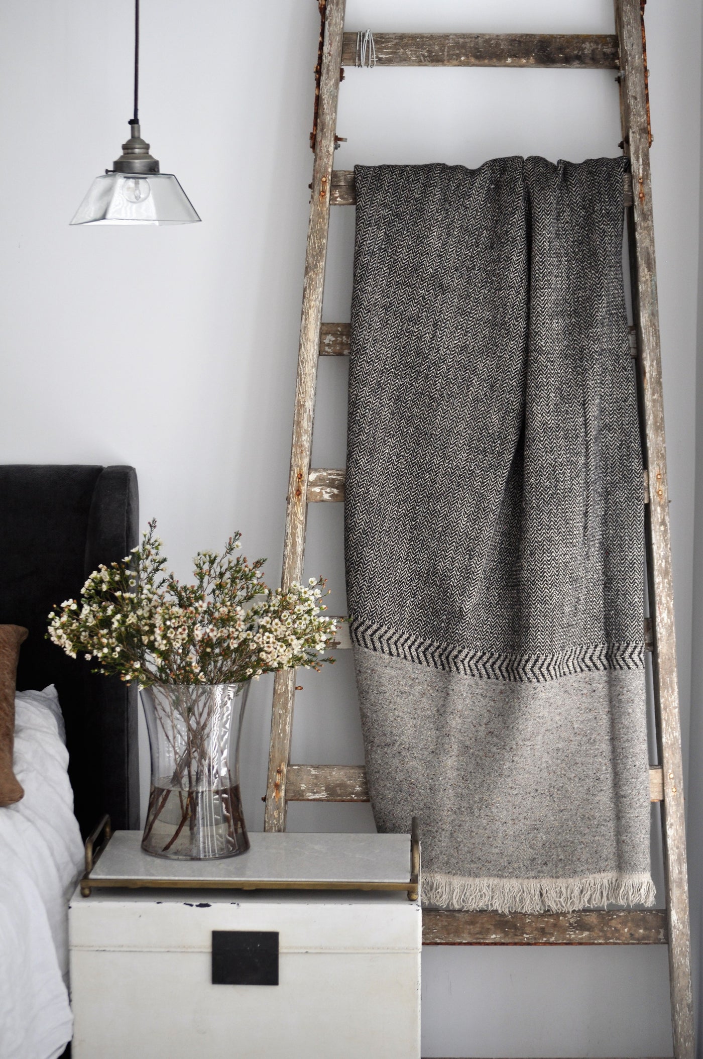 Jules Throw Blanket 130 x 220 Black Herringbone
