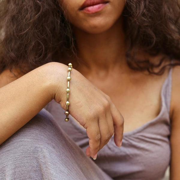 Hebba Thin Bangle