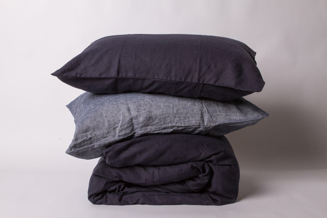 Two Tone Linen Queen Size Duvet Set in Ink + Navy