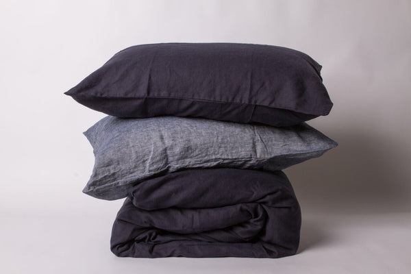 Two Tone Linen Queen Size Duvet Set in Ink + Navy