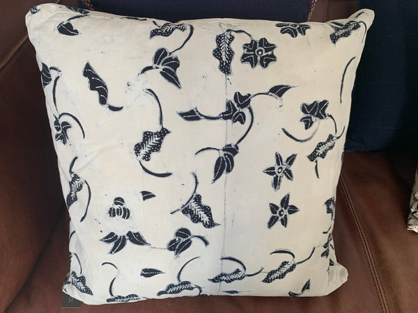 Baltik Cushion 55x55